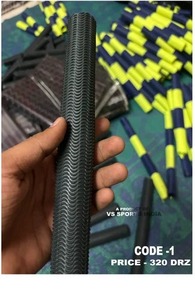Empuñaduras de Goma Coloridas para Bate de Cricket VS Sports India, 11 Pulgadas, Izquierda/Derecha, Flexibles, Cosidas a Mano, Cierre de Hebilla, Modernas, No Tejidas - Product Image 2