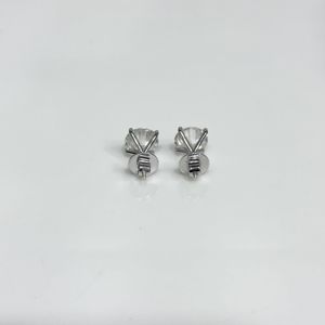 Pendientes de Diamantes Redondos Brillantes en Oro Blanco, Joyería Clásica Solitaria Brillante para Mujer, Elegante para Uso Diario - Product Image 2