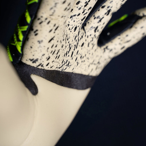 2026 Professional Soccer Goalkeeper Gloves Latex Breathable Thickened Wear-resistant Full Finger Protection Adjustable Non-slip - Product Image 5