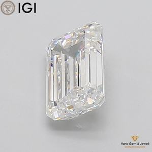 Diamant de laboratoire CVD de 2,50 carats, taille émeraude, couleur D, pureté VVS1, certifié IGI, pour une élégante bague de fiançailles solitaire - Product Image 4