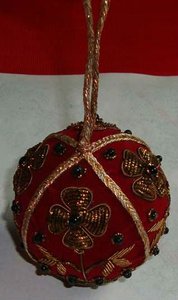 Adornos Navideños Colgantes con Bordado Zari y Trabajo de Cuentas para Decoración de Jardín Exterior, a los Mejores Precios - Product Image 3