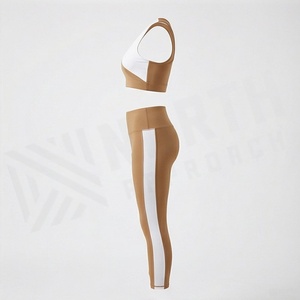 Ensemble de yoga 2 pièces pour femme, couleur blanc camel, avec soutien-gorge de sport color block et leggings taille haute longueur intégrale, et crop top - Product Image 3