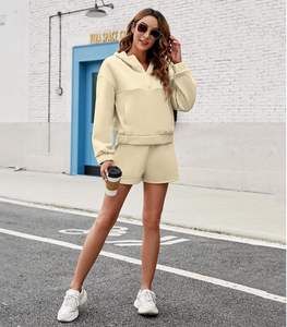 Ensemble 2 pièces streetwear sport pour femme, haut et short, motif uni, 100 % coton molletonné, respirant, anti-boulochage, coupe classique, toutes tailles - Product Image 5
