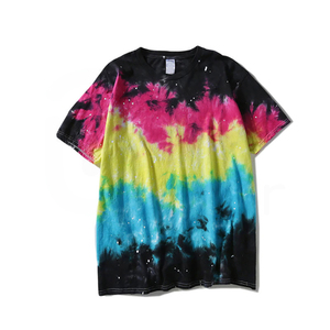 Camiseta de manga corta con cuello redondo y estampado tie-dye para hombre, informal, de punto, con diseño de arcoíris, de corte holgado y regular. - Product Image 1
