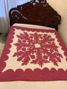 Beautiful <b>Handmade</b> White And Red Leaf Patterned Designer Hawaiian <b>Quilts</b> 100% Cotton Material <b>Quilts</b> For Home Decoration - Product Image 4