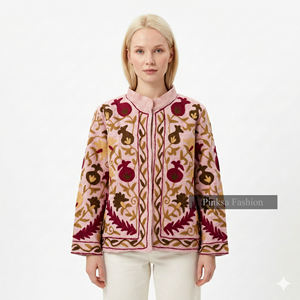 Veste artisanale de luxe brodée Suzani - Motif floral élégant Grenade - Manteau affirmé pour femme, héritage culturel - Product Image 1