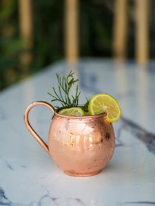 Ensemble de tasses en céramique et cuivre écologiques classiques de qualité supérieure pour les fêtes - Product Image 2