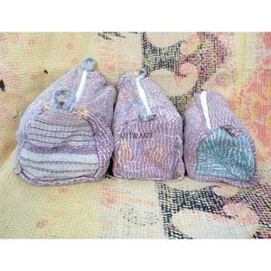 Wholesale 100% kantha Tassel Zipper Pouch 3-Piece set Vintage Large Eco-Friendly Portable Women's Cosmetic Organizer Bag Set - Product Image 3