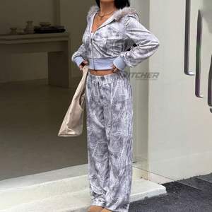 Chándal deportivo extragrande con capucha para mujer, con estampado acid wash, de forro polar cepillado, personalizable, al por mayor - Product Image 3