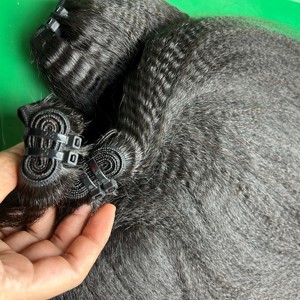 Paquetes rectos rizados Yaki Paquetes de cabello humano Tejido Sin procesar Raw Vietnamita Coser en extensiones de cabello - Product Image 1