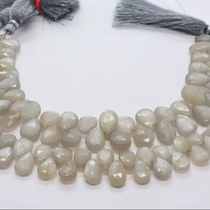 Perles de pierre de lune Siloni naturelle facettées en forme de poire pour la fabrication de bijoux, grossiste en perles de pierre de lune Ceyloni facettées en forme de poire - Product Image 1