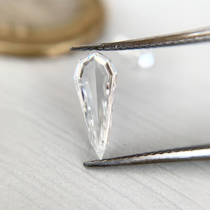 Diamant de laboratoire antique personnalisé, 2 carats, taille excellente, clarté VS, forme bouclier, pour la fabrication de bijoux, bagues, boucles d'oreilles, fabricant - Product Image 1