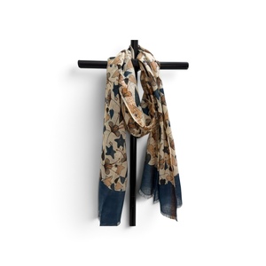 Châle traditionnel pour femmes, idéal pour les festivals, événements culturels et tenues ethniques, disponible en gros auprès du fournisseur - Product Image 2