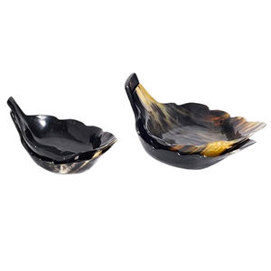 ชุดชามตกแต่งรูปใบไม้ ดีไซน์หรูหรา ทันสมัย วัสดุทำจากเขาสัตว์ จำนวน 2 ใบ งานแฮนด์เมดคุณภาพพรีเมียม สำหรับตกแต่งโต๊ะอาหาร - Product Image 1