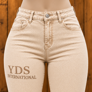 Pantalones Vaqueros Anchos de Mezclilla para Mujer, Estilo Campana, Largos, de Color Sólido, con Logotipo Bordado, Casuales, a la Moda - Product Image 4