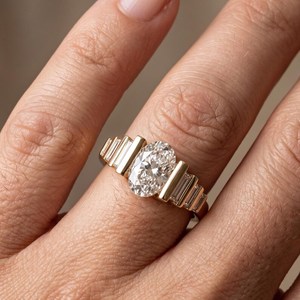Gorgeous 1.02CT Oval Cut Diamond 7 Stone <b>Ring</b> 14K Solid Gold Romantic Wedding Anniversary Charm Gift For Engagement Partywear - Product Image 5