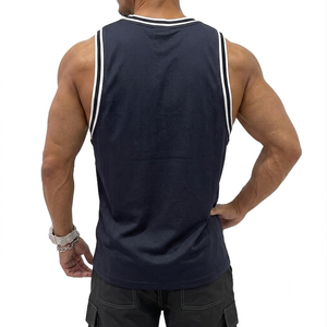 เสื้อกล้ามผู้ชายสำหรับออกแบบโลโก้ OEM แบบกำหนดเอง เสื้อกล้ามออกกำลังกายทรงโอเวอร์ไซส์ เสื้อกล้ามผ้าฝ้ายสำหรับผู้ชาย เสื้อกล้ามออกกำลังกายในยิม - Product Image 2