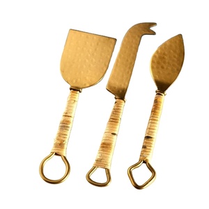 Couteaux en acier inoxydable de qualité supérieure utilisés pour le restaurant maison hôtel or article fini Design moderne meilleur article de cadeau de femme - Product Image 1