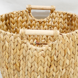 Paniers de rangement écologiques en jacinthe d'eau avec poignées en bois, organisateur tressé polyvalent pour la maison, la lessive, Artex Dong Thap SD9749H - Product Image 2