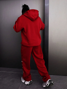 Ensemble de survêtement rouge pour homme à capuche avec imprimé gothique blanc, sweat-shirt à manches longues et pantalon à cordon de serrage, style streetwear - Product Image 2