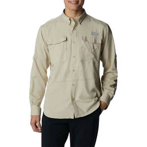 Chemises de pêche unisexes personnalisées OEM, imperméables, anti-UV, à manches courtes, à motifs floraux, à séchage rapide, respirantes, avec ventilation cachée, UPF 50 - Product Image 1