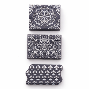 Bloques de impresión de madera tallados a mano y grabados, reutilizables, para estampado textil, DIY, henna, artesanía india, con patrones florales de Sheesham - Product Image 1