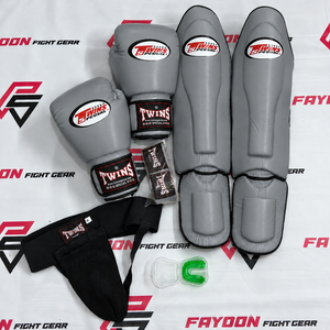 Precio de Fábrica al por Mayor: Kit Completo de Muay Thai y Kickboxing Twins, Guantes de Cuero Genuino, Espinilleras, Protector Inguinal y Vendas para Manos - Product Image 6