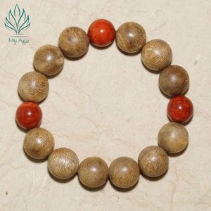 Bracelet durable en bois d'agar vietnamien unisexe AL-SD-0044-12 avec 14 perles de bois d'agar naturel de 12 mm et 3 perles de corail fossile rouge de 10 mm - Product Image 2