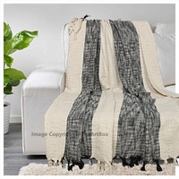 Couverture tricotée en coton faite à la main avec glands imprimés Style uni décoratif salon canapé canapé jeter pour Noël voyage