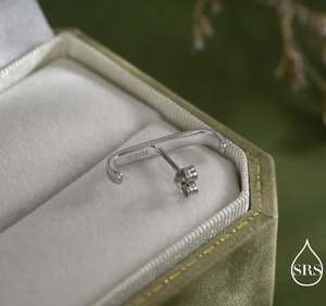 Boucle d'oreille minimaliste en argent sterling pour lobe d'oreille, style simple, en argent ou en or - Product Image 2