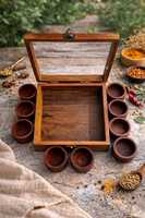 Caja de especias Masala Dabba de madera artesanal, duradera y ecológica, con 12 compartimentos, organizador de especias indio, tapa de vidrio, cuchara, estilo rústico