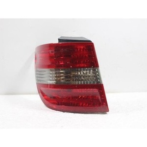 ที่วางหลอดไฟท้ายซ้ายด้านหลังซ้าย รุ่น B-class มือสอง OEM A1698202564 - Product Image 3