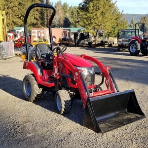 Mini tracteur Mahindra pour travaux agricoles et en champ, facile à utiliser, performances fiables, machine agricole compacte. - Product Image 5