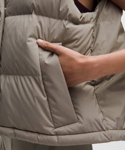 Chaleco Acolchado de Poliéster Impermeable Clásico y Moderno 2026 para Invierno, con Capucha, Estilo Casual para Hombre y Mujer, Bordado 3D, Logotipo Personalizado de Diseñador - Product Image 4