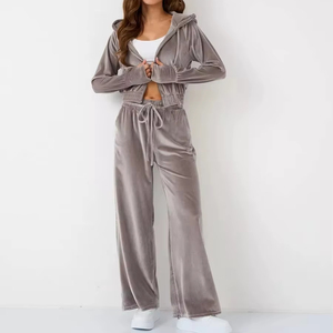 Velour Custom Plain Short Sleeve T Shirt and Short Set for Men Summer Set Unisex Custom Sweatsuit Women 2 Piece Cotton Tracksuit - Product Image 1