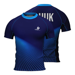 T-shirt de sport pour homme personnalisé, sublimé, à manches courtes, anti-UV, écologique, séchage rapide, compression, pour la gym et les loisirs - Product Image 1