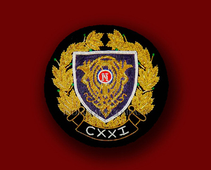 Badges de blazer et accessoires d'uniforme de luxe haut de gamme, brodés à la main avec fil de bullion et perles à coudre - Product Image 5