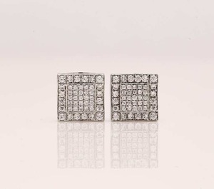 Boucles d'oreilles clous en moissanite pour femme, exportateur indien, bijoux de luxe étincelants pour mariée, cadeau à vendre - Product Image 1
