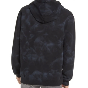 Sudadera con Capucha para Hombre, Negra y Azul Marino, con Estampado Tie-Dye de Nubes - Sudadera de Felpa de Algodón Premium - Sudadera Moderna con Lavado Ácido Estilo Urbano - Product Image 3