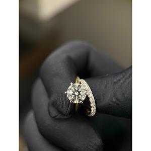 Anillo de Diamantes de Calidad Premium con un Brillante Corte Redondo para Novias, Accesorios de Moda y Regalos - Product Image 6