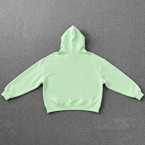 เสื้อฮู้ดผู้ชายสีเบจทรงโอเวอร์ไซส์ ผ้าถักนิตติ้ง 100% คอตตอน มีกระเป๋าหน้า สไตล์วินเทอร์ แนวอาร์แวนท์การ์ด คูลเจอร์ครูว์ ใส่สบาย - Product Image 2