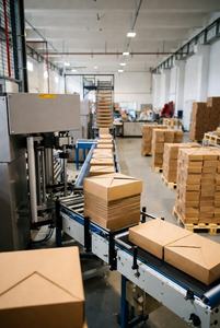 Contenants alimentaires jetables résistants aux fuites et à la graisse, écologiques, recyclables, avec fermeture magnétique et poignée, fabriqués à partir de matériaux recyclés - Product Image 5