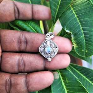 NIKHIL GEMS Natural Moonstone <b>Locket</b> Pendant Handmade Silver Plated Vintage Engagement Unisex Secret Keeper Gemstone - Product Image 4