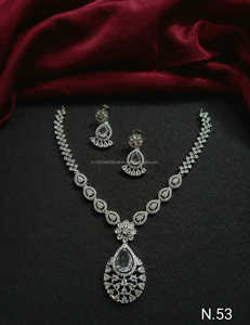 Classique élégant goutte d'eau Design diamant américain plaqué argent clouté Simple collier ensemble correspondant boucle d'oreille ensemble GiftFor femmes - Product Image 5