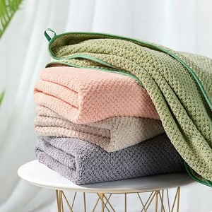 Toallas de Piscina de Algodón de Lujo de Secado Rápido Premium |   Toallas de Baño y de Mano para Uso Doméstico - Proveedor Mayorista - Product Image 1