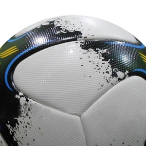 Ballon de football léger et durable en cuir PU, couleur personnalisée, taille personnalisée, matériau TPU, couture à la main, fabrication pakistanaise. - Product Image 5