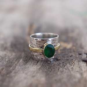 แหวนวงแหวนลายตอกสองสีหยกเขียว เงินแท้ 925 ผสมทองเหลือง แหวนโลหะผสมสำหรับผู้ชายและผู้หญิง เครื่องประดับ - Product Image 1