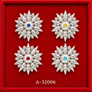 MOLL JEWELLERS Broches con forma de flor chapados en oro con incrustaciones de circonita cúbica A-32006 Regalo de joyería unisex - Product Image 1