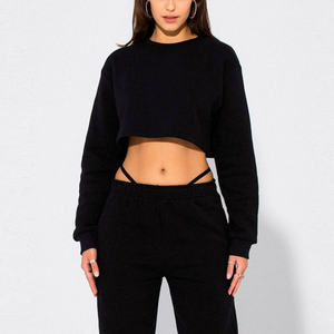 Sweat-shirt court décontracté pour femme, col montant doux, 100% coton molletonné, avec logo frontal, idéal pour l'hiver – Fabrication OEM personnalisée - Product Image 1