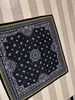 Bandana en satin personnalisé en gros, 100 % coton, 55x55 cm, ourlé, imprimé numérique, design personnalisé, couleur unie, écologique, respirant, ethnique